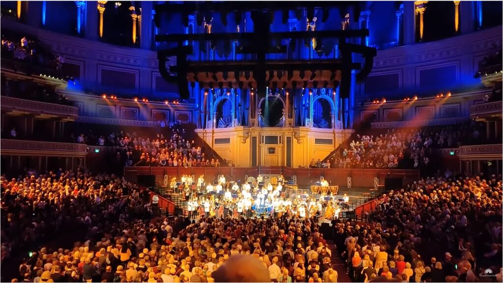 Ukrainian national anthem live at the Royal Albert Hall | Royal Philharmonic Orchestra