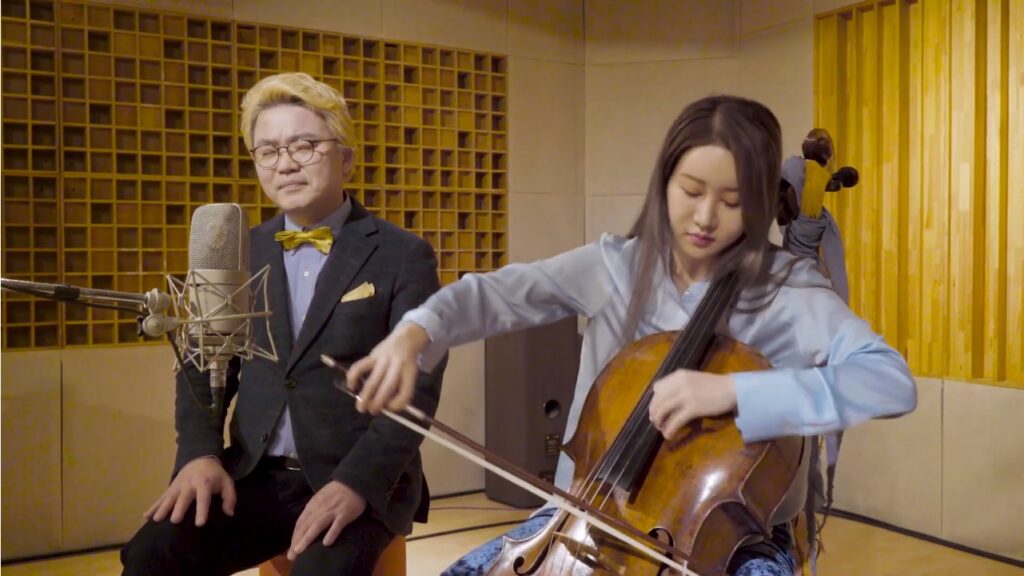 Tenor Ha, ManTaek sings ‘You Raise Me UP’ for Ukraine and Cellist Kim, HyoJeong plays the music with Cello